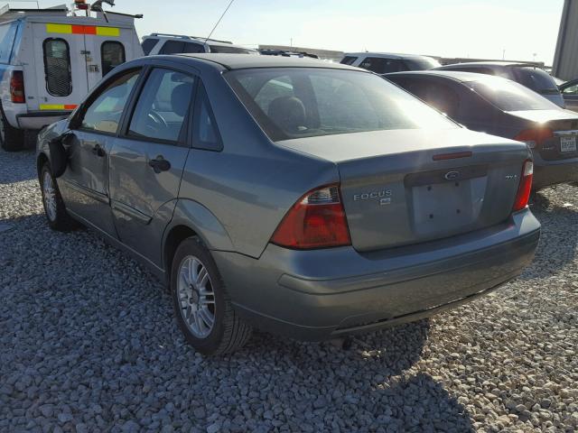 1FAFP34N16W106515 - 2006 FORD FOCUS ZX4 GREEN photo 3