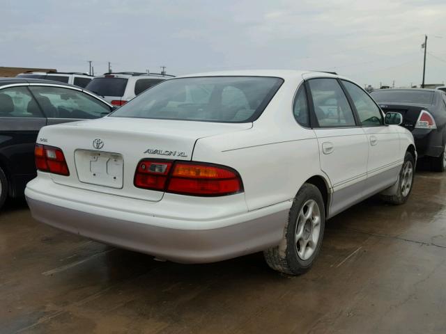 4T1BF18B7XU311006 - 1999 TOYOTA AVALON XL WHITE photo 4