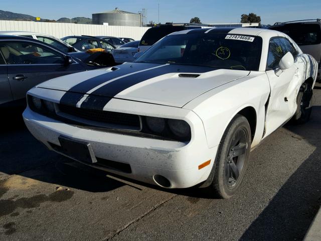 2C3CDYAG9DH705168 - 2013 DODGE CHALLENGER WHITE photo 2