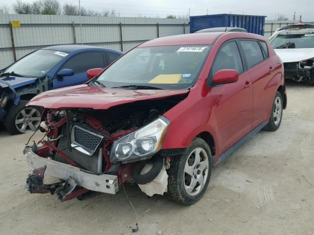 5Y2SP67869Z454037 - 2009 PONTIAC VIBE RED photo 2