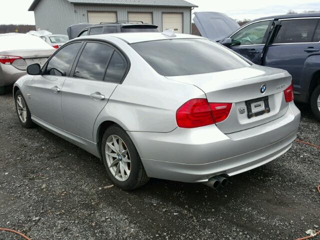 WBAPK5C56AA649355 - 2010 BMW 328 XI SUL SILVER photo 3