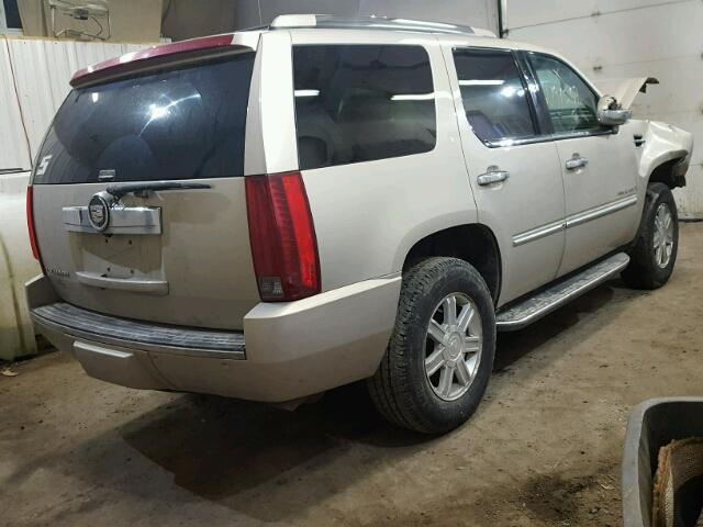 1GYFK63807R281466 - 2007 CADILLAC ESCALADE L CREAM photo 4