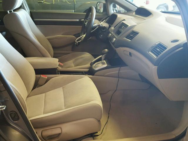 19XFA16809E021056 - 2009 HONDA CIVIC EX ნაცრისფერი ფოტო 5