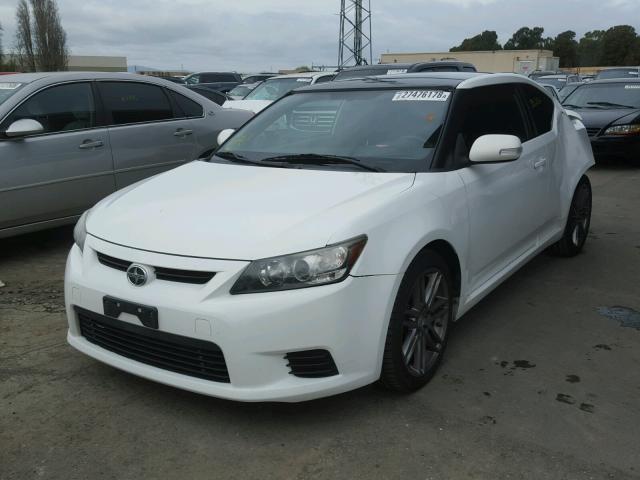 JTKJF5C77B3012584 - 2011 TOYOTA SCION TC WHITE photo 2