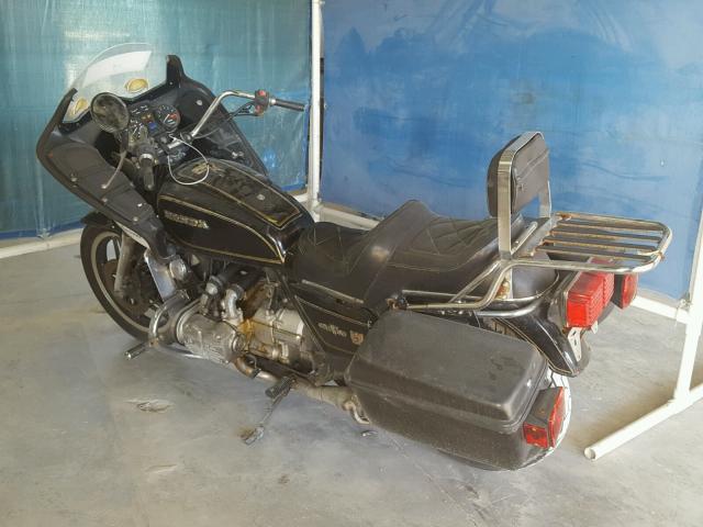 SC022004796 - 1981 HONDA GOLDWING TWO TONE photo 3