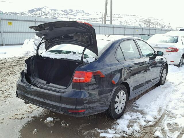 3VW2K7AJ5FM349239 - 2015 VOLKSWAGEN JETTA BASE შავი ფოტო 4
