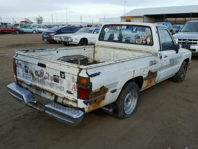 JT4RN50R7H5109123 - 1987 TOYOTA PICKUP 1/2 WHITE photo 4