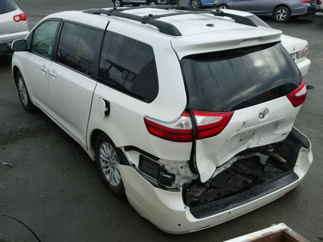 5TDYK3DC1FS604455 - 2015 TOYOTA SIENNA XLE WHITE photo 3