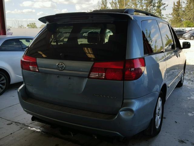 5TDZA22C74S179504 - 2004 TOYOTA SIENNA XLE BLUE photo 4