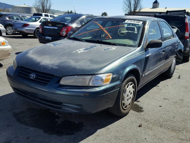 JT2BG22K9V0053889 - 1997 TOYOTA CAMRY LE GREEN photo 2