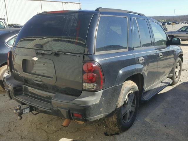 1GNDS13S652360441 - 2005 CHEVROLET TRAILBLAZE BLACK photo 4