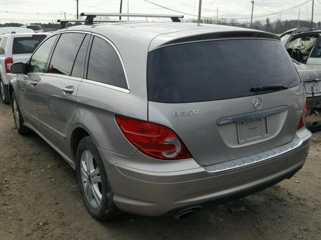 4JGCB65E88A062603 - 2008 MERCEDES-BENZ R 350 GRAY photo 3