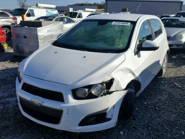 1G1JA6SH6C4167928 - 2012 CHEVROLET SONIC LS WHITE photo 2