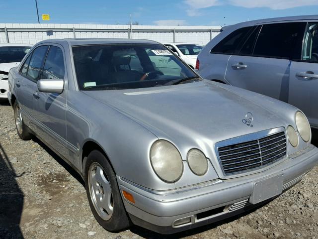 WDBJF72F6VA479411 - 1997 MERCEDES-BENZ E 420 SILVER photo 1