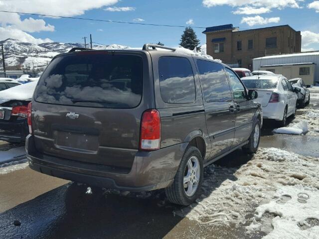 1GNDV23178D169575 - 2008 CHEVROLET UPLANDER L GRAY photo 4