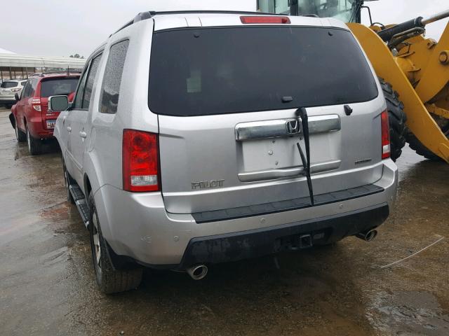 5FNYF3H98BB030499 - 2011 HONDA PILOT TOUR SILVER photo 3