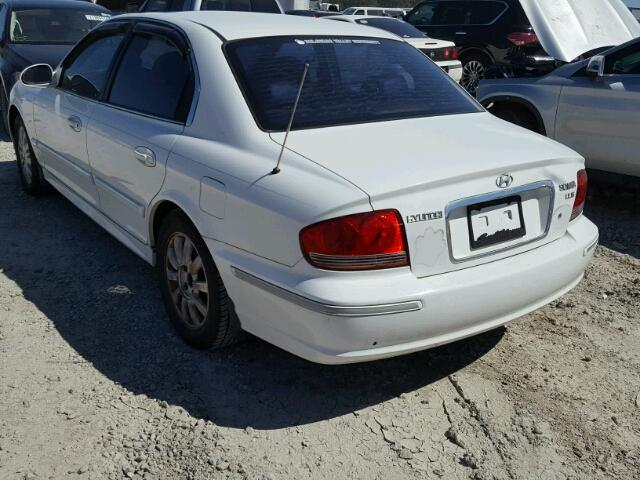 KMHWF35HX3A834540 - 2003 HYUNDAI SONATA GLS WHITE photo 3