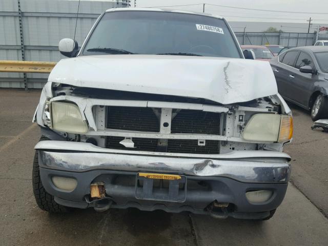 1FTRX08L42KA87247 - 2002 FORD F150 WHITE photo 9