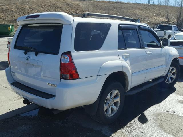 JTEBU14R670112366 - 2007 TOYOTA 4RUNNER SR WHITE photo 4