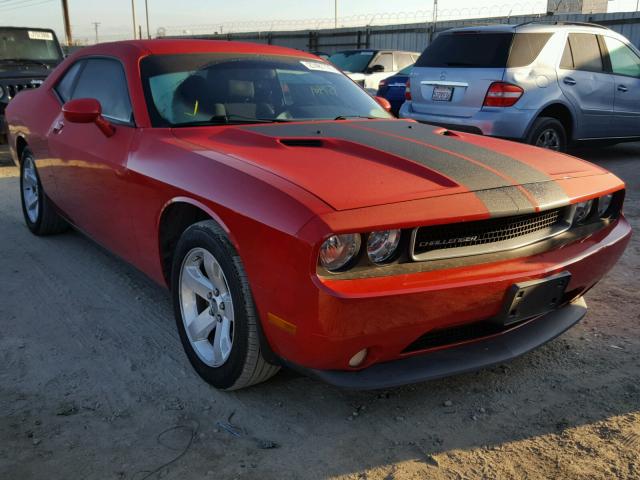 2B3CJ4DG0BH530686 - 2011 DODGE CHALLENGER RED photo 1