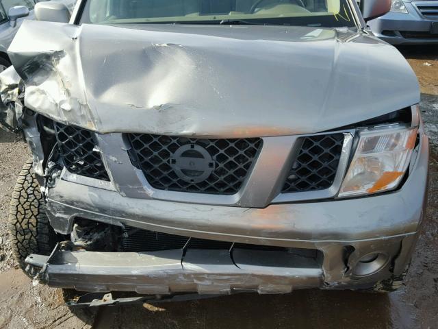 5N1AR18W65C766275 - 2005 NISSAN PATHFINDER GRAY photo 7