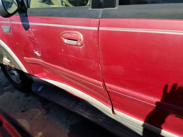 1FMRU17L3XLA03321 - 1999 FORD EXPEDITION RED photo 9