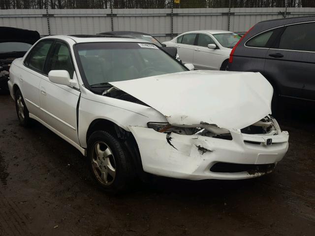 1HGCG5666YA140370 - 2000 HONDA ACCORD EX WHITE photo 1