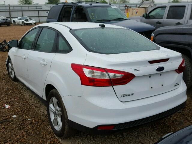 1FADP3F22EL454818 - 2014 FORD FOCUS SE WHITE photo 3