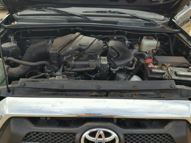 3TMLU4ENXDM131260 - 2013 TOYOTA TACOMA DOU GRAY photo 7