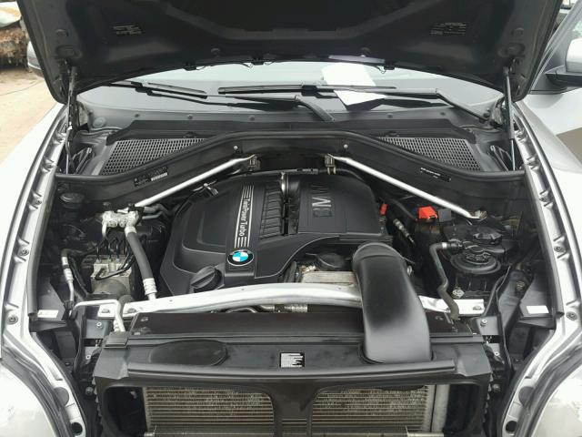 5UXZV4C50CL767419 - 2012 BMW X5 XDRIVE3 GRAY photo 7