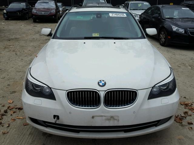 WBAPT73539CX02862 - 2009 BMW 535 XI WHITE photo 9