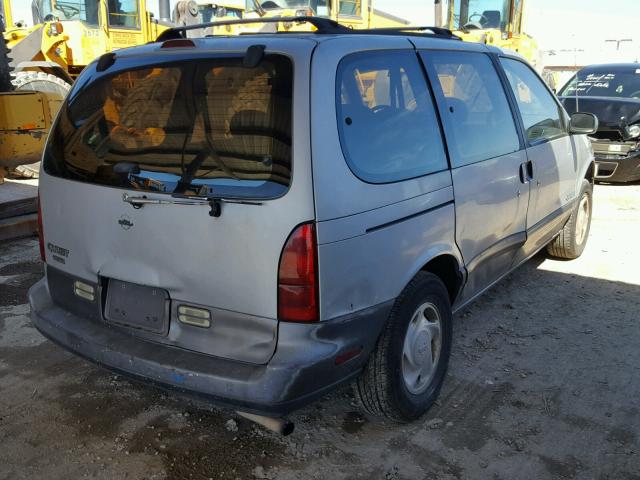 4N2DN11W9RD816879 - 1994 NISSAN QUEST XE SILVER photo 4