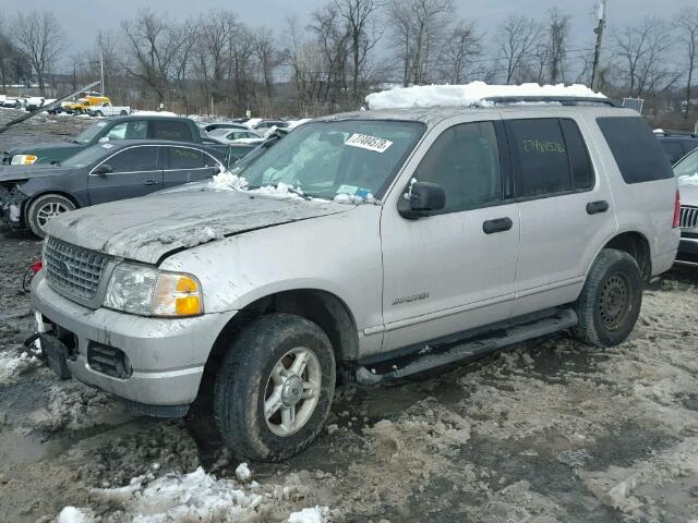 1FMZU73E04UB50146 - 2004 FORD EXPLORER X SILVER photo 2