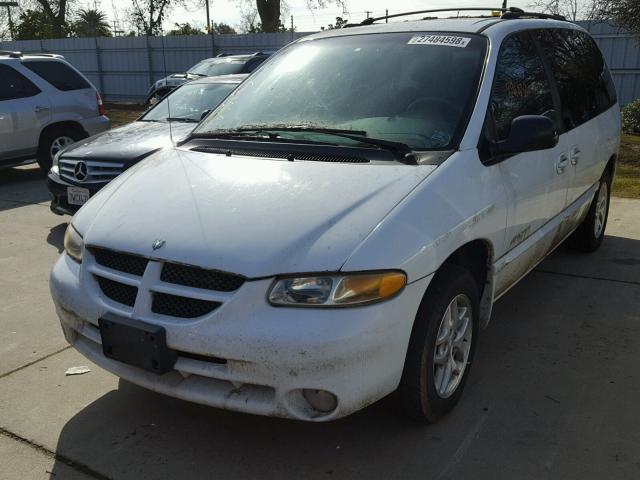 1B4GP45R3XB515126 - 1999 DODGE CARAVAN SE WHITE photo 2