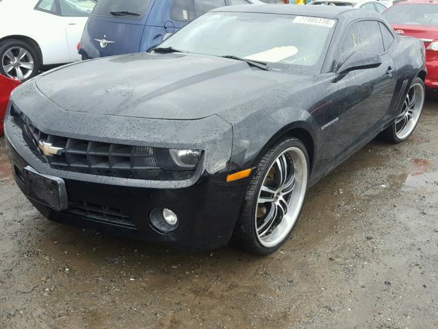 2G1FB1E36C9184327 - 2012 CHEVROLET CAMARO LT BLACK photo 2