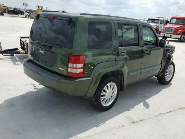 1J8GP28K28W284924 - 2008 JEEP LIBERTY SP GREEN photo 4