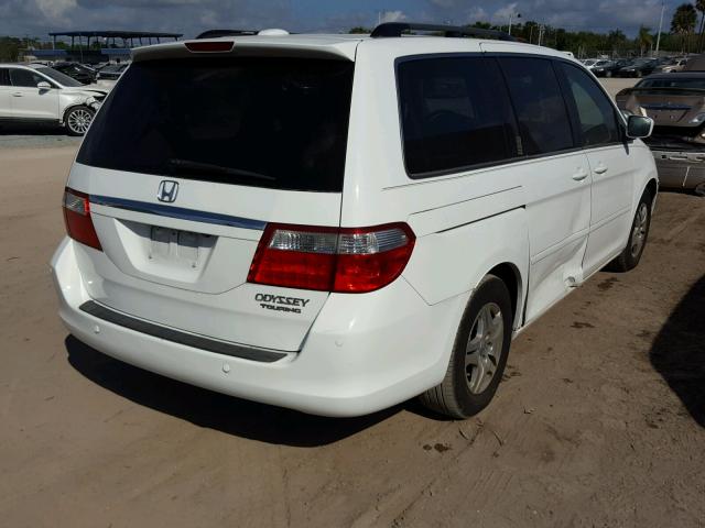 5FNRL388X5B081673 - 2005 HONDA ODYSSEY TO WHITE photo 4