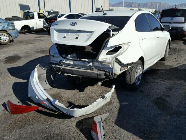 KMHCT4AE2DU480932 - 2013 HYUNDAI ACCENT GLS WHITE photo 4