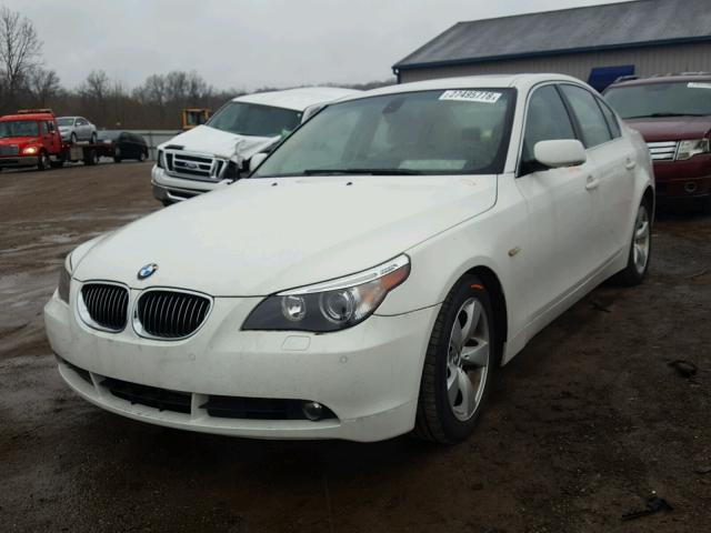 WBANE53597CW62192 - 2007 BMW 525 I WHITE photo 2