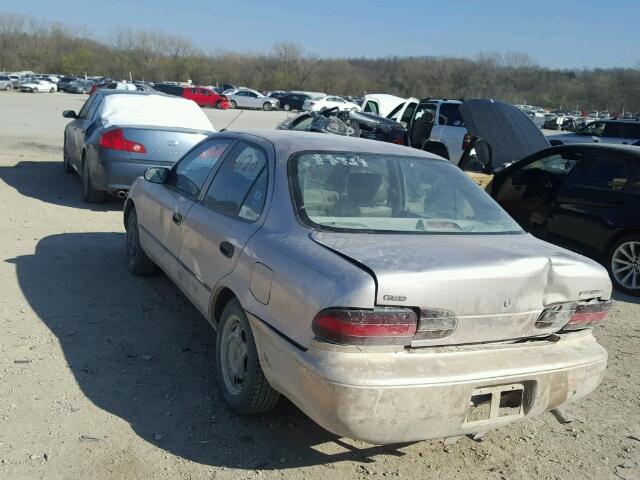1Y1SK5266VZ428302 - 1997 GEO PRIZM BASE GOLD photo 3