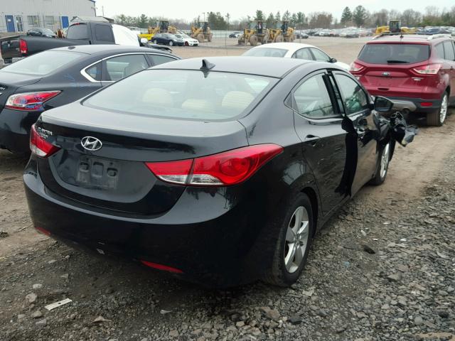 5NPDH4AE4DH325836 - 2013 HYUNDAI ELANTRA GL BLACK photo 4