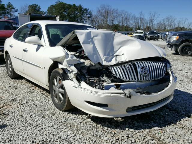 2G4WD582081373651 - 2008 BUICK LACROSSE C WHITE photo 1