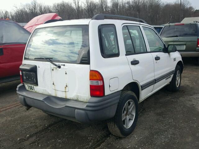 2CNBJ13C036924947 - 2003 CHEVROLET TRACKER WHITE photo 4