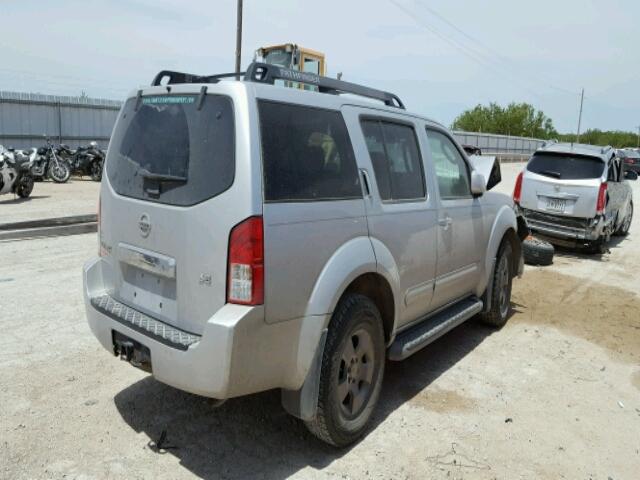 5N1AR18U67C647949 - 2007 NISSAN PATHFINDER SILVER photo 4