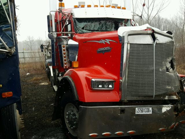 1XKWDB9X2YJ860597 - 2000 KENWORTH CONSTRUCTI RED photo 1