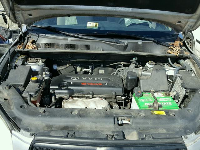 JTMBD33V466010042 - 2006 TOYOTA RAV4 SILVER photo 7