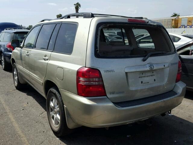 JTEHF21A420046322 - 2002 TOYOTA HIGHLANDER SILVER photo 3