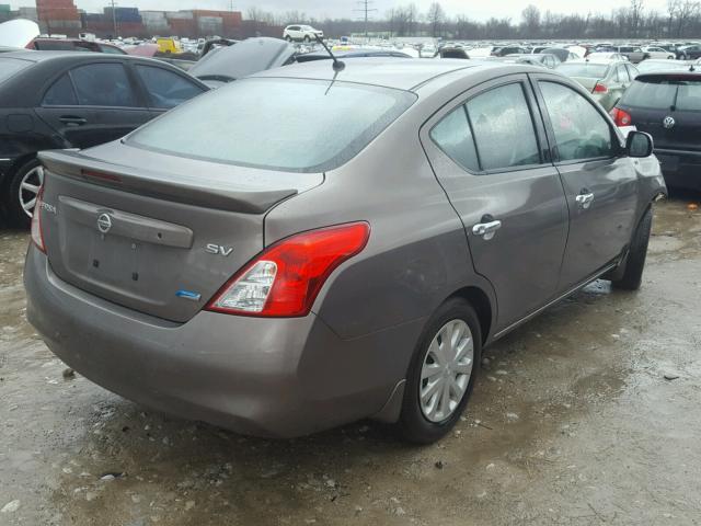 3N1CN7AP0EK450687 - 2014 NISSAN VERSA S GRAY photo 4