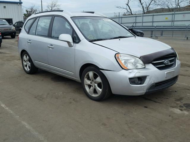 KNAFG525377031057 - 2007 KIA RONDO BASE SILVER photo 1