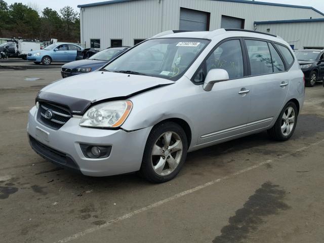 KNAFG525377031057 - 2007 KIA RONDO BASE SILVER photo 2